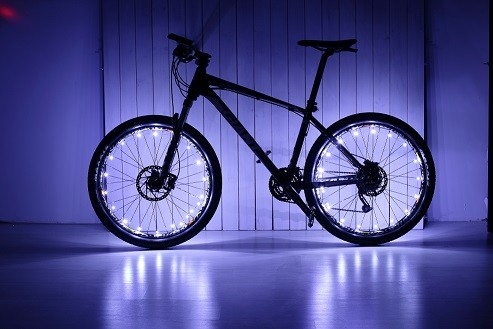 Lâmpada impermeável 3.9cm da roda de bicicleta, luzes ativadas movimento do raio da bicicleta