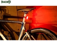 China Luz traseira impermeável da bicicleta, luzes recarregáveis da bicicleta com bateria grande fábrica